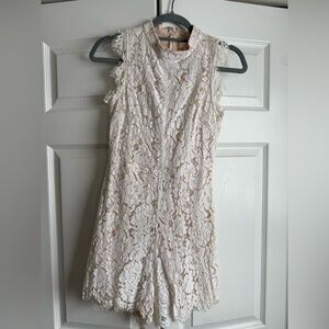 Elegant Lace Sleeveless Romper